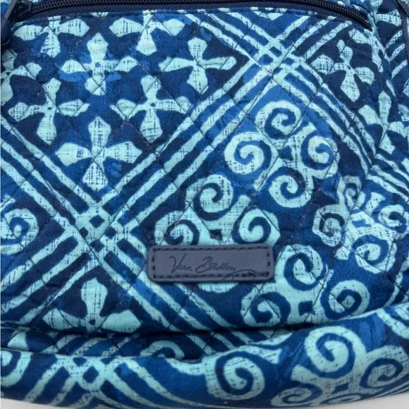 Vera Bradley blue Cuban Tiles small backpack - Picture 4 of 4